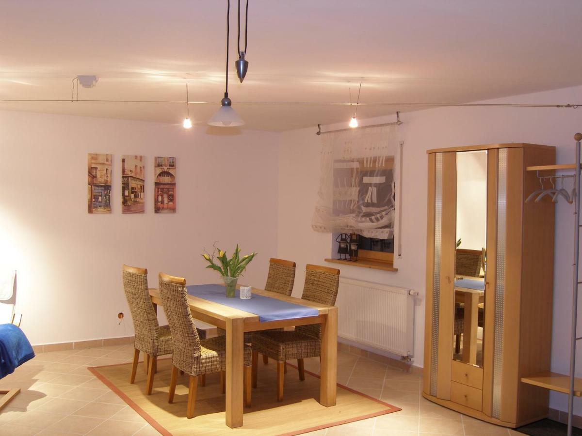 Ferienwohnung Stettfeld Exterior photo